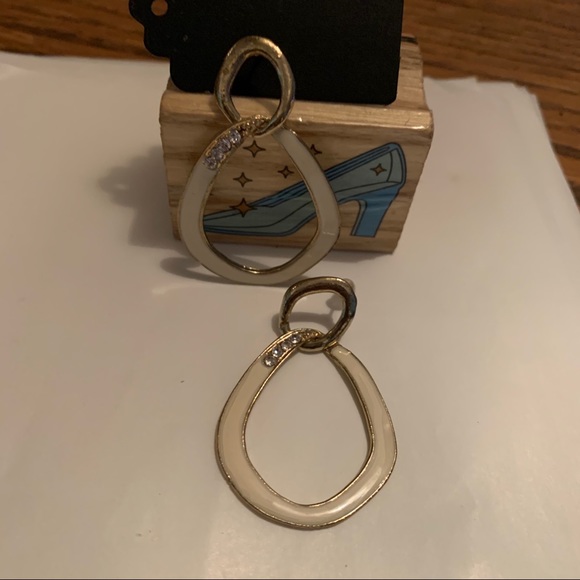 Vintage No~8 Unique Light Weight Fancy Earrings - Picture 5 of 11